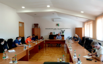 Sastanak uprave ŠPD “Šumarstvo Srednjo-bosanskog kantona”/ŠGD “Šumarstvo središnje Bosne” d.o.o. Donji Vakuf i sindikata o aktivnostima u kriznoj situaciji izazvanoj pandemijom koronavirusa