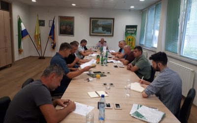 NASTAVLJEN CIKLUS SASTANAKA PREDSTAVNIKA SINDIKATA U POJEDINAČNIM KANTONIMA: U BOSANSKOJ KRUPI ODRŽAN SASTANAK U DIREKCIJI ŠPD „UNSKO-SANSKE ŠUME“