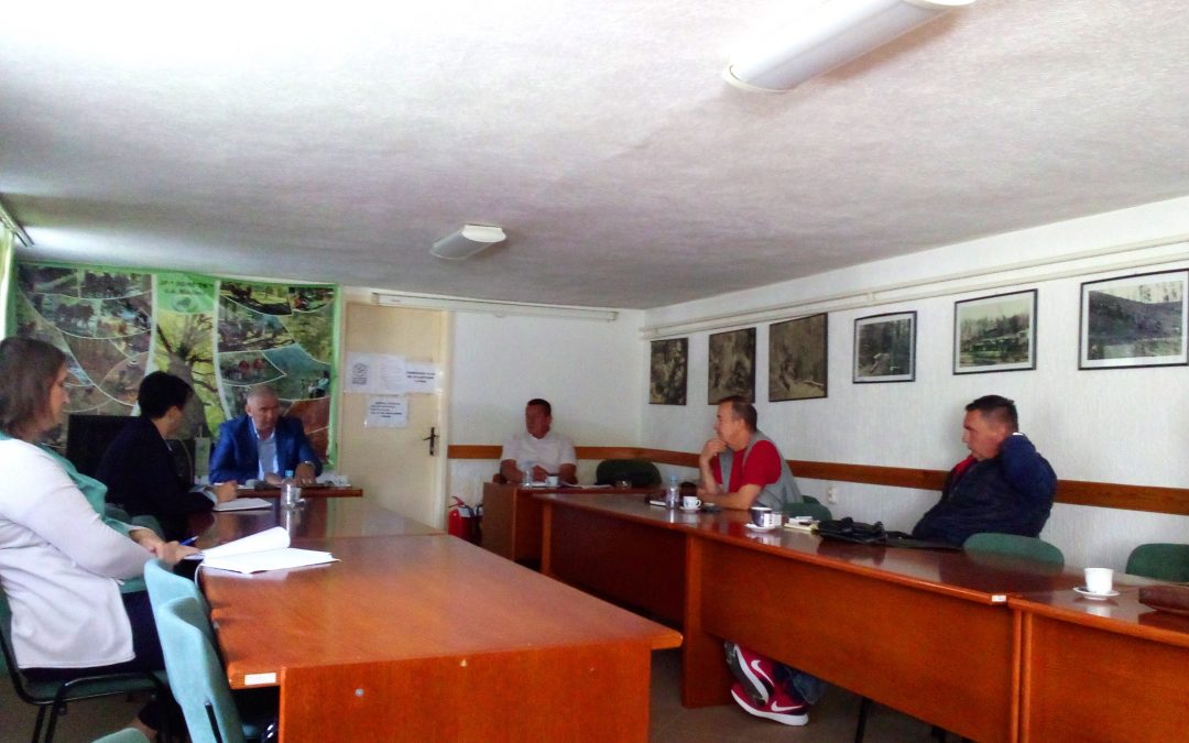 ZAJEDNIČKI SASTANAK UPRAVE JP „ŠUME TK“ KLADANJ I SINDIKATA: SINDIKAT ĆE SE UKLJUČITI U PROGRAM STABILIZACIJE